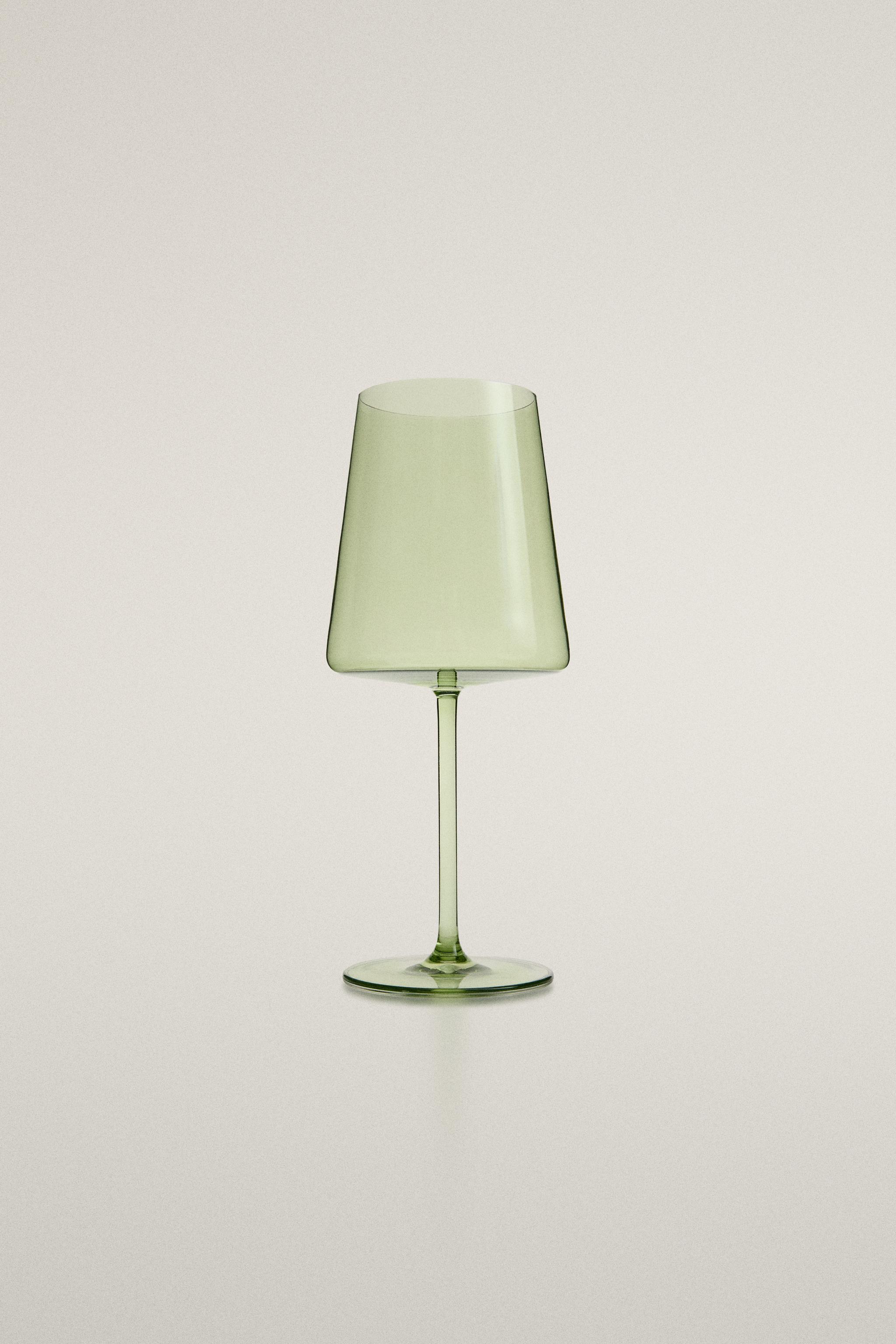 CONICAL CRYSTALLINE GLASS